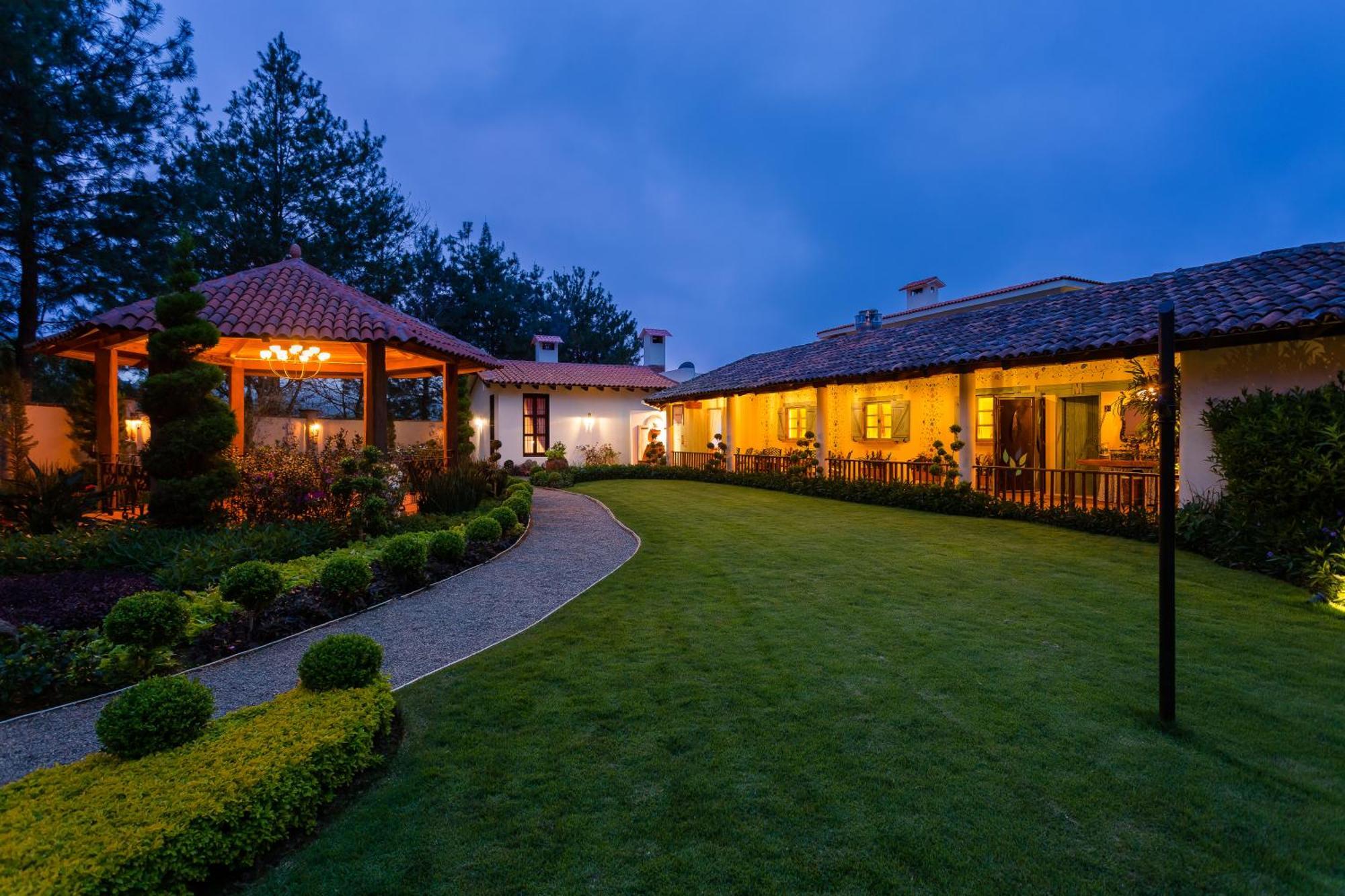 Villa Nogal Hotel Boutique & Vista San Sebastián del Oeste Exteriör bild